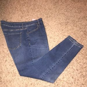 Old Navy Super Skinny Jeans